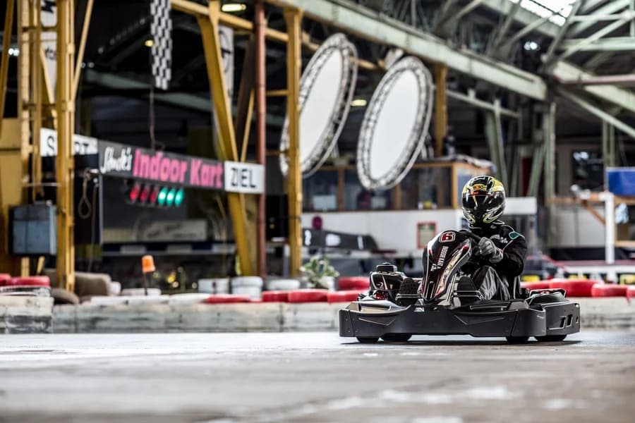 Indoor Kart Stahlwerk Bous