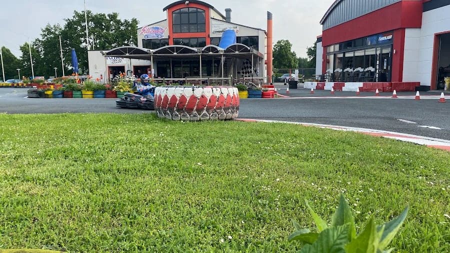KART 2000