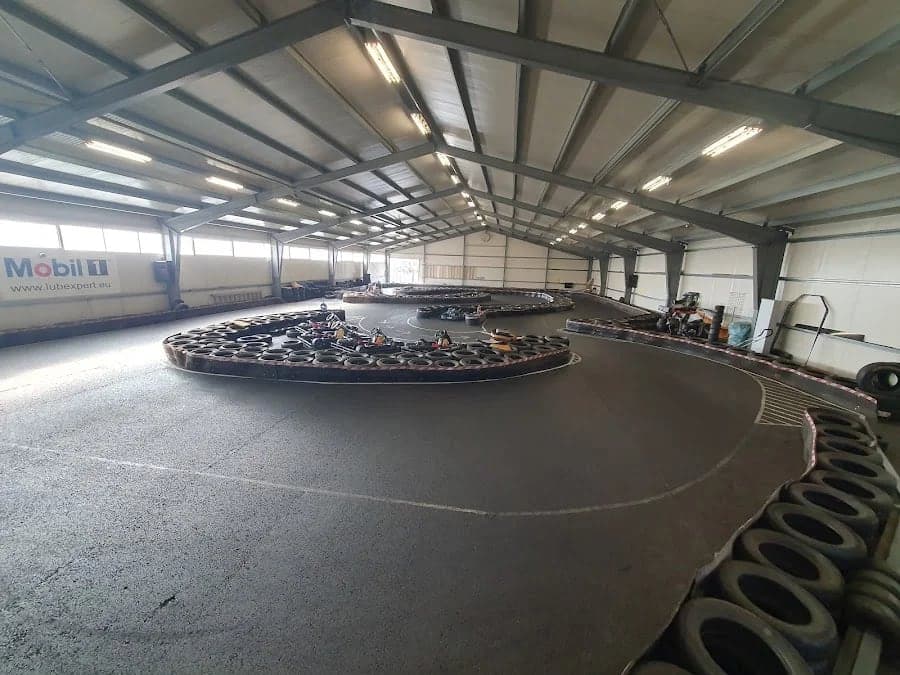 Mátra Kart fedett gokartpálya