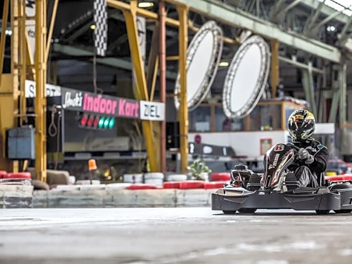 Indoor Kart Stahlwerk Bous