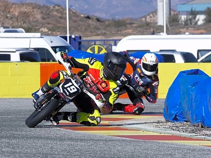 MIR Racing Villena Circuit - Karting y Motos