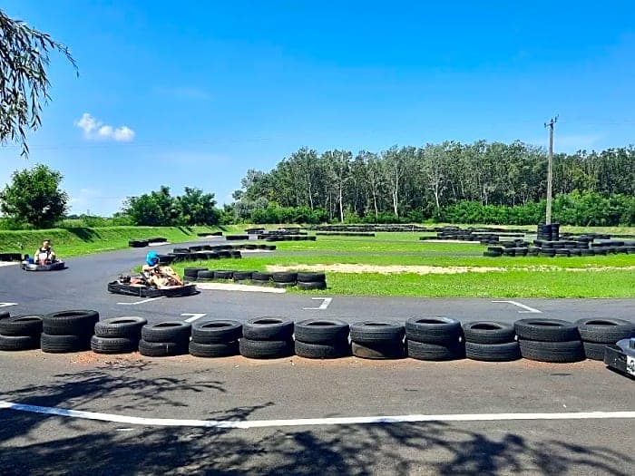 Nánás Gokart