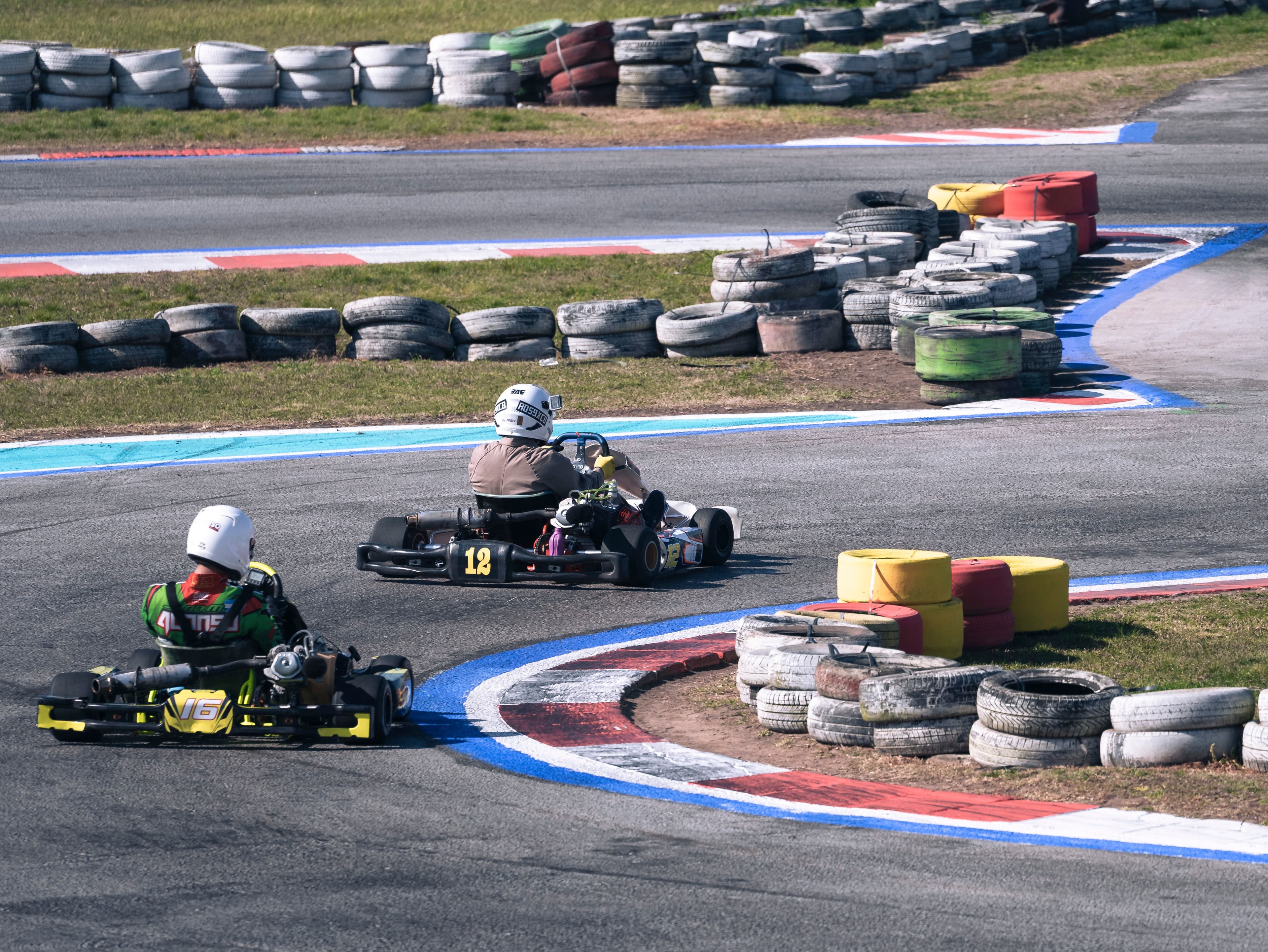 Blessures en karting : les plus courantes et comment les éviter